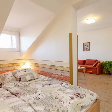 Apartmany U Nemocnice Ceske Budejovice Exterior photo